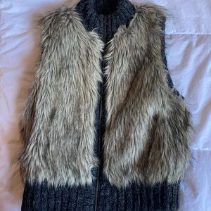 Faux fur Ann Taylor LOFT wool vest. Size XS Petites
